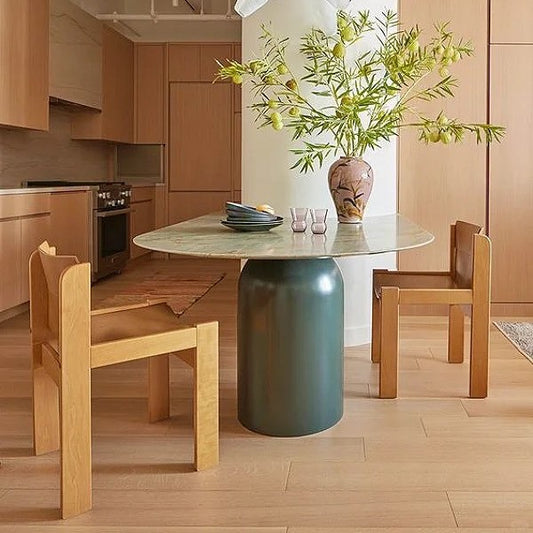 Elegant Dining Set with a Modern Twist